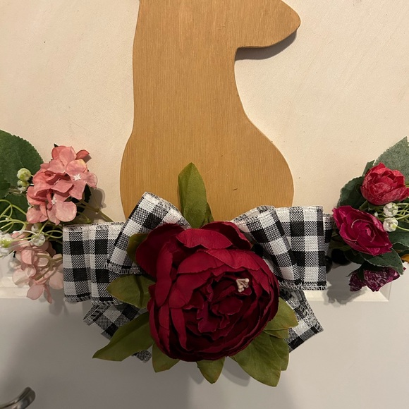 Handmade Deer Door-hanger/plaque with flowers - Picture 3 of 3